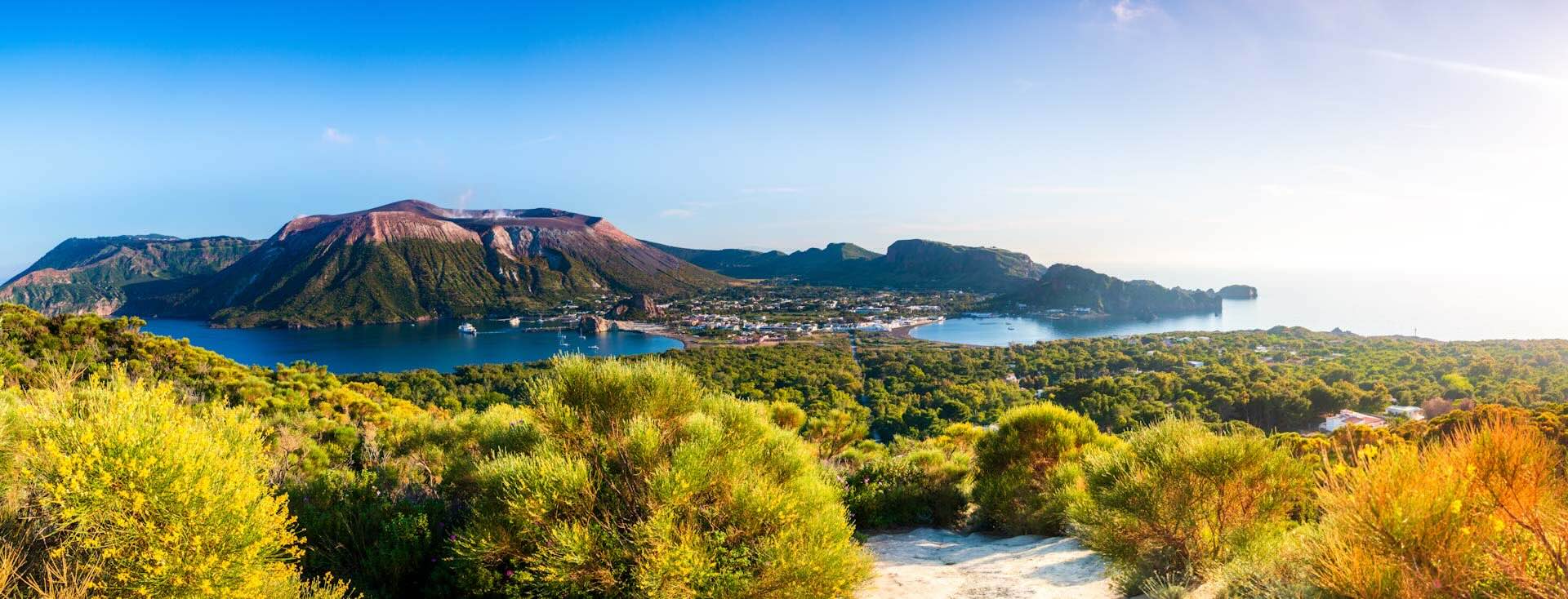 Liparische Inseln Panoramic view of Vulcano