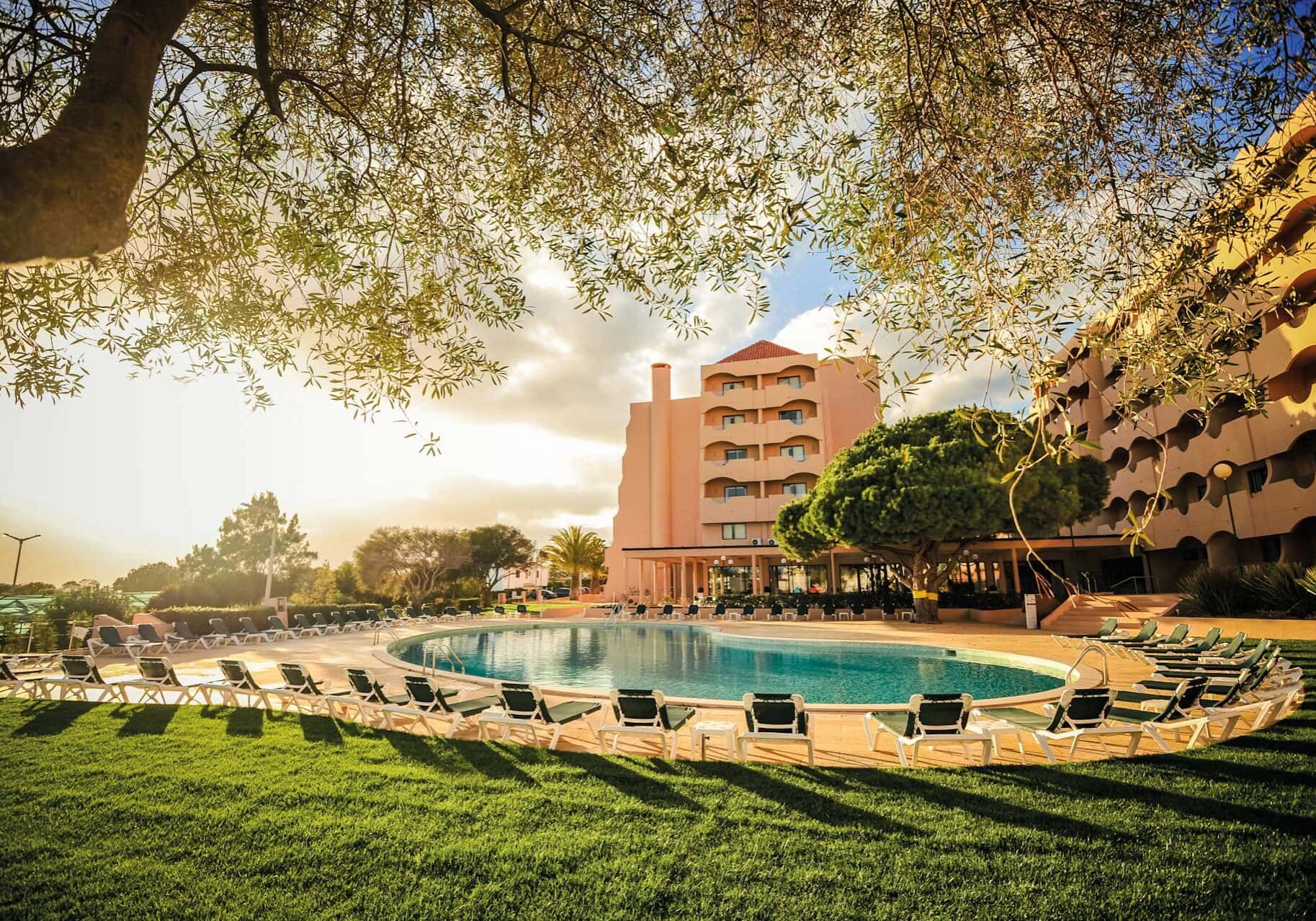 VG-Atlantico_Exteriores_1_Algarve_Lissabon_edited-landscape (1)