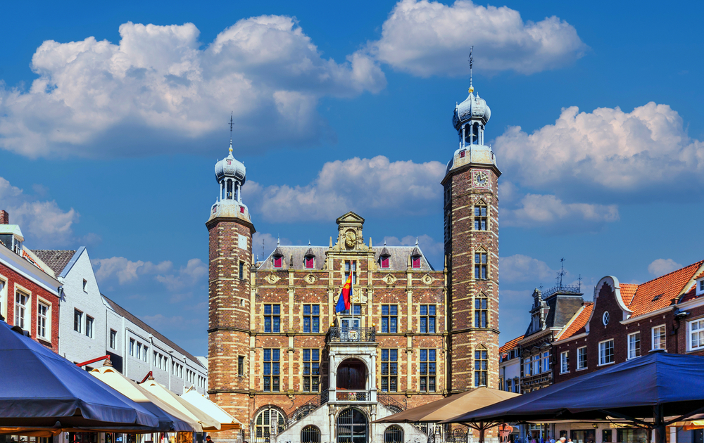 Sommer am Rathaus von Venlo