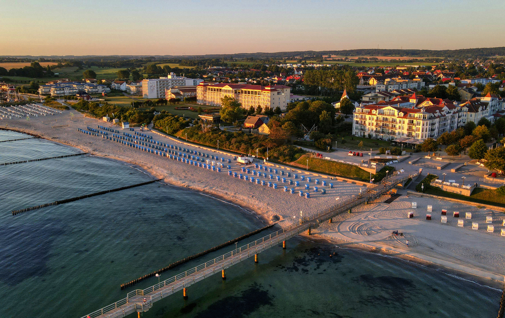 Ostseebad Kühlungsborn aus der Luft betrachtet
