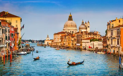 Canal Grande-Panorama bei Sonnenuntergang in Venedig