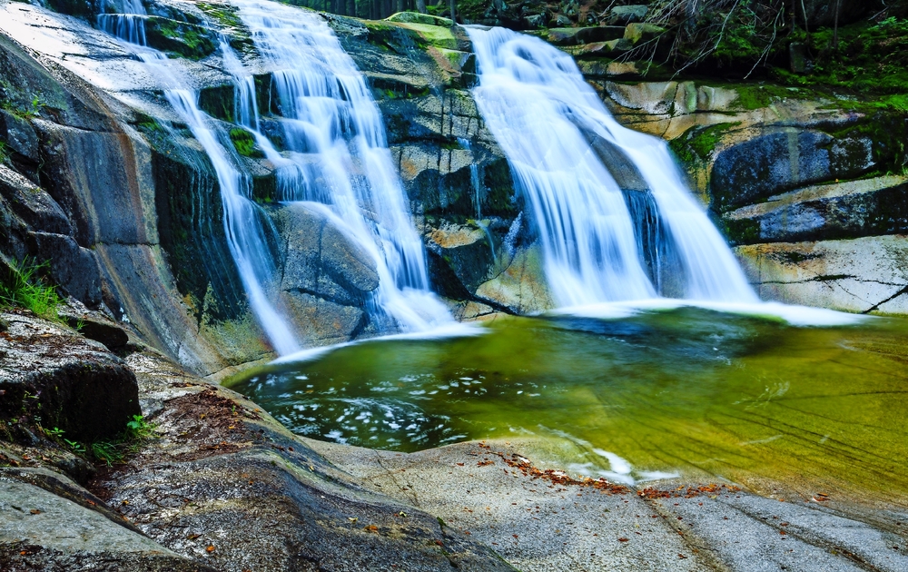 Mumlava Wasserfall im Karkonosze Nationalpark, Harrachov