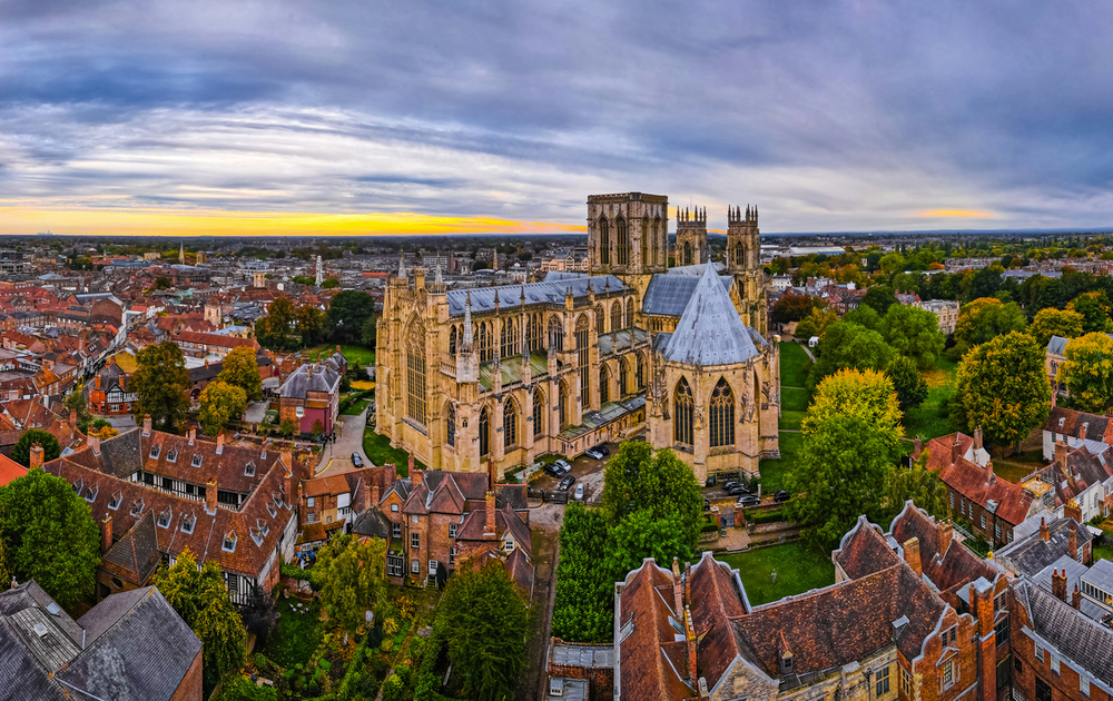 Luftaufnahme der Kathedrale von York in England