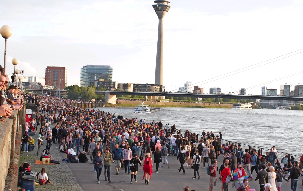 Rheinpromenade in Düsseldorf