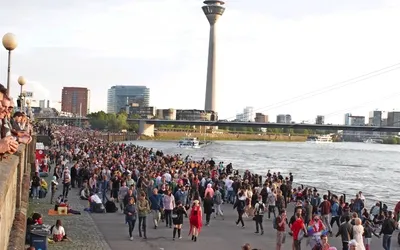 Rheinpromenade in Düsseldorf