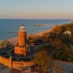 Hafen, Leuchtturm und Pier in Kolobrzeg